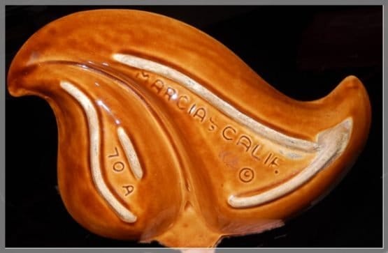 VINTAGE MID-CENTURY CERAMIC ASHTRAY MARCIA OF CALIFORNIA  70A - Image 2