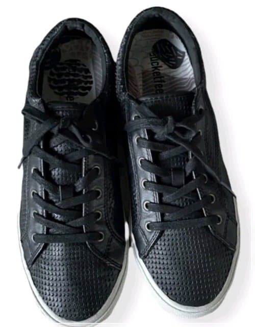 24-0073 BUCKETFEET CASUAL LACED SHOES Women's 9.5 - 10M Limited Edition 24-0073 BUCKETFEET CASUAL LACED SHOES Women's 9.5 - 10M Limited Edition