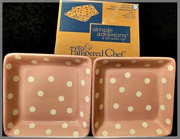 24-0240 HELP WHIP CANCER - PAMPERED CHEF SALAD PLATES -2HELP WHIP CANCER - PAMPERED CHEF SALAD PLATES -2 24-0240 HELP WHIP CANCER - PAMPERED CHEF SALAD PLATES -2HELP WHIP CANCER - PAMPERED CHEF SALAD PLATES -2
