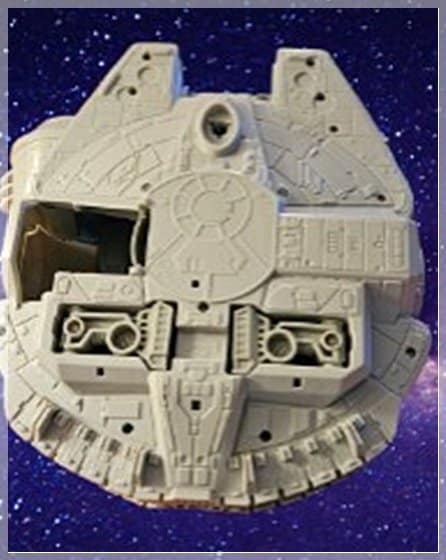 24-0268 STAR WARS MILLENNIUM FALCON 24-0268 STAR WARS MILLENNIUM FALCON