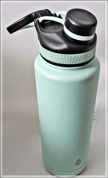 25-0124 TAL WATER STAINLESS WATER BOTTLE 40oz 25-0124 TAL WATER STAINLESS WATER BOTTLE 40oz